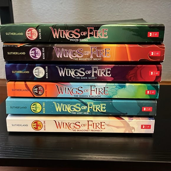 Wings of Fire Book Series 1-6 - Picture 1 of 4